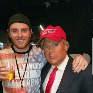 Meet your Posher, Max